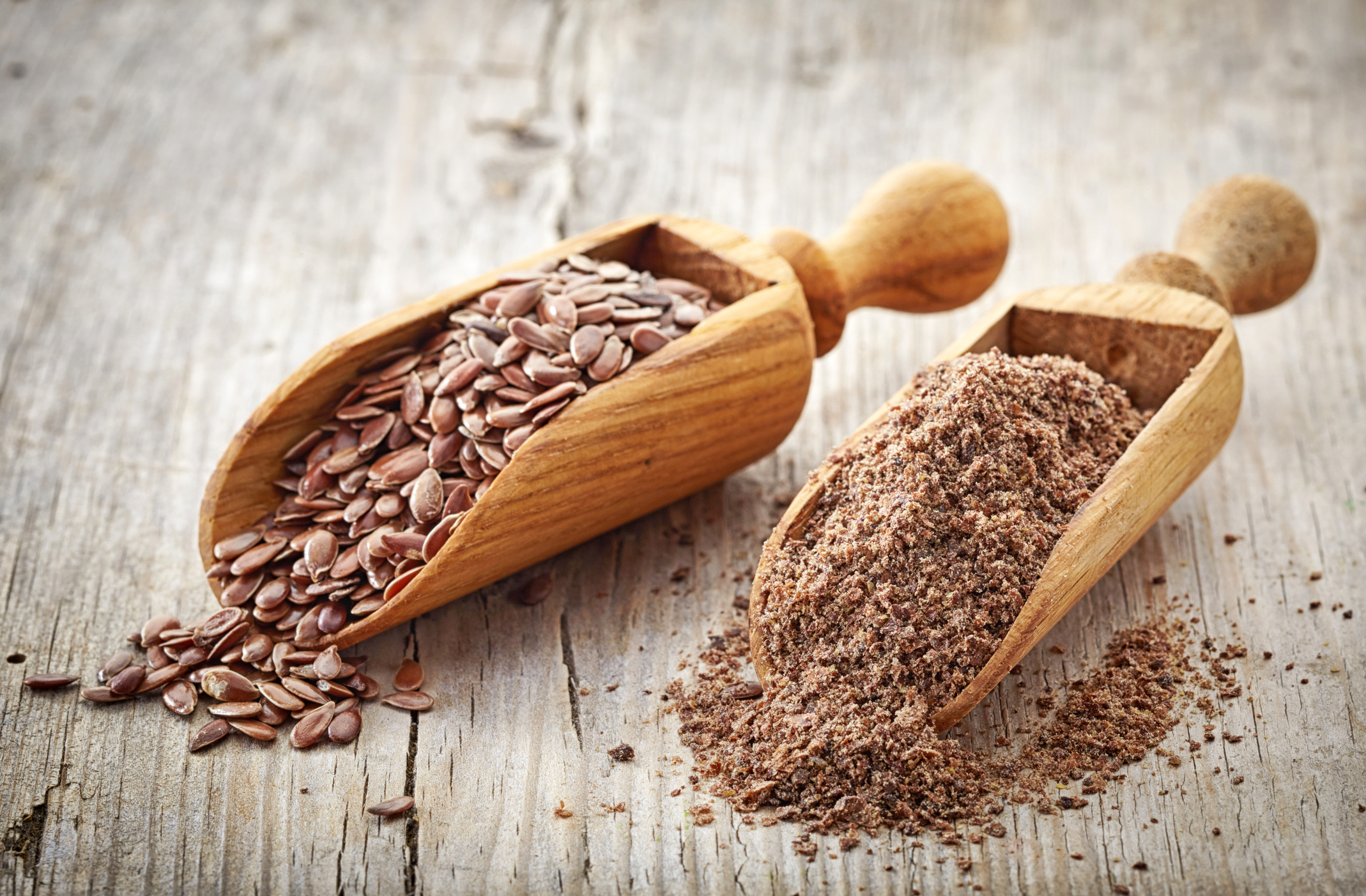 Linhaça ajuda a perder peso: veja 30 benefícios da semente