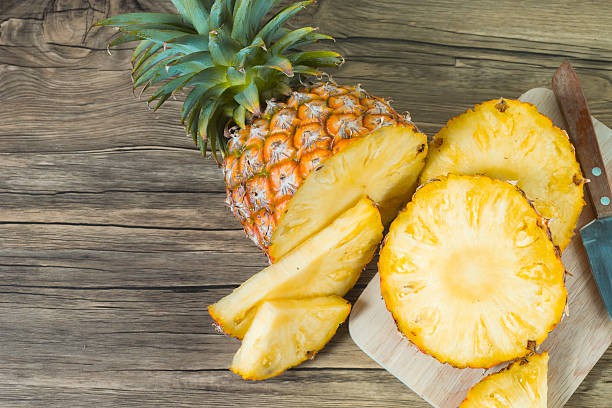 Abacaxi Facilita a digestão: veja 30 benefícios da fruta