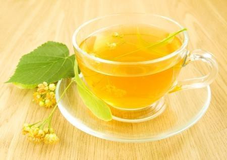 Chá amarelo ajuda a emagrecer: veja 20 benefícios