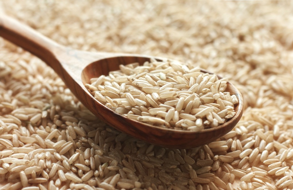 Arroz integral ajuda a Controlar o peso: veja 7 benefícios