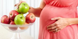 os benefícios da maçã durante a gravidez