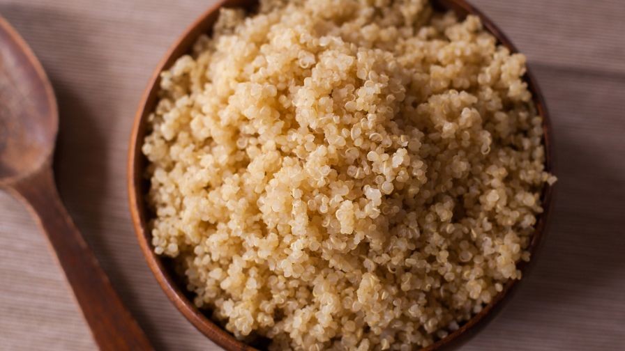 Quinoa combate asma e colesterol: veja 19 benefícios