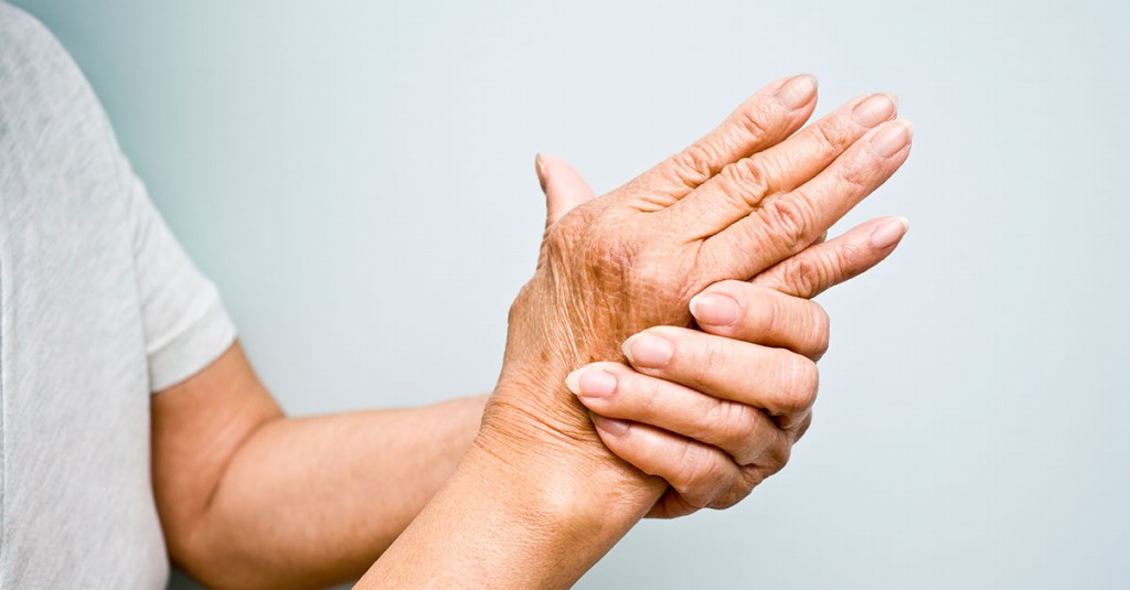 Artrite reumatoide: o que é, sintomas, causas e tratamentos