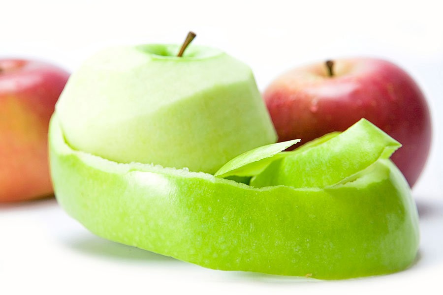 Casca de maçã previne doenças cardíacas: veja 14 benefícios da casca