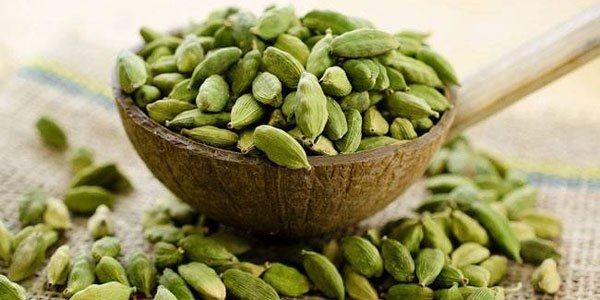 beneficios do cardamomo