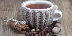 quais os benefícios do chá de noz-moscada?