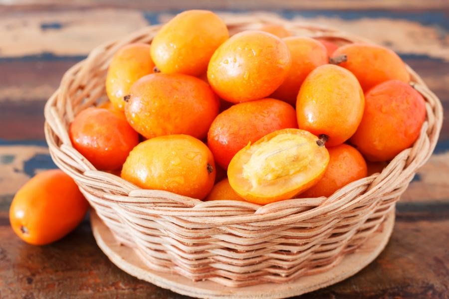 Seriguela fortalece imunidade: veja 30 benefícios da fruta