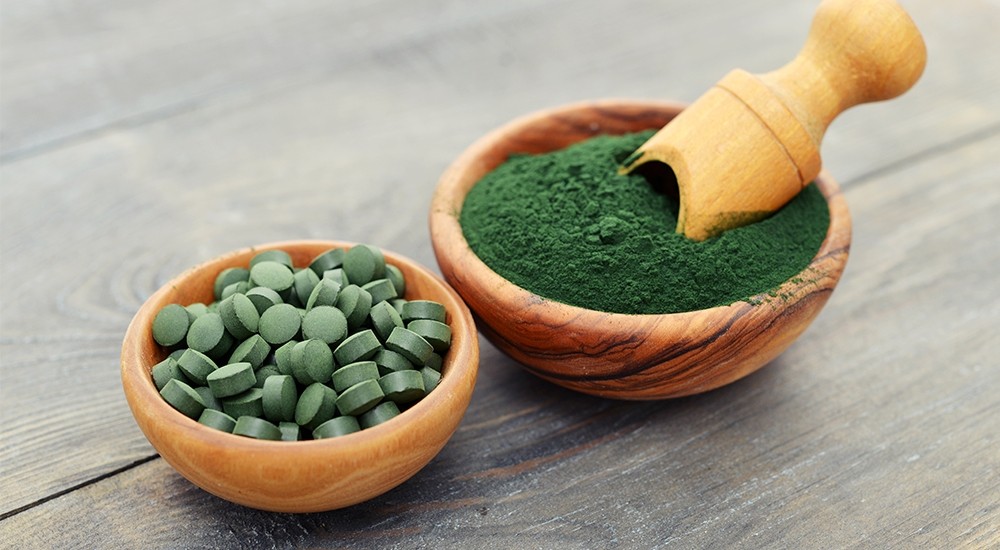 10 razões para comer uma colher de spirulina diariamente