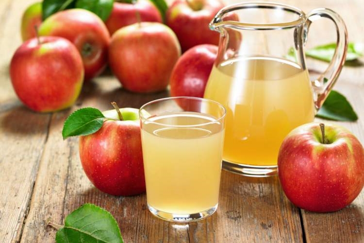 benefícios do suco de maçã
