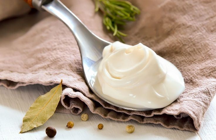 6 usos cosméticos da maionese para beleza